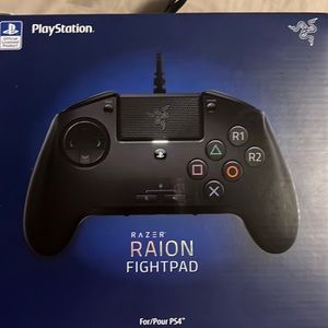 Black PlayStation 4 Razer Raion Controller